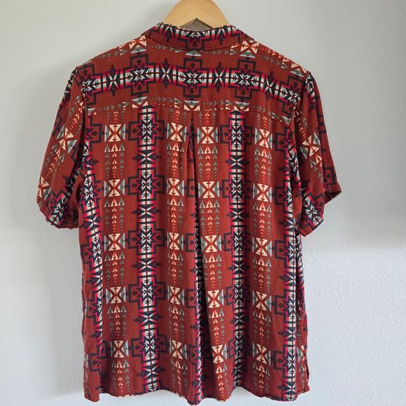 Pendleton Women's Aztec Short Sleeve Button Up Shirt Red Size M Rayon Western - Picture 4 of 7